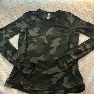 Lululemon “It’s Rulu Long Sleeve Shirt”